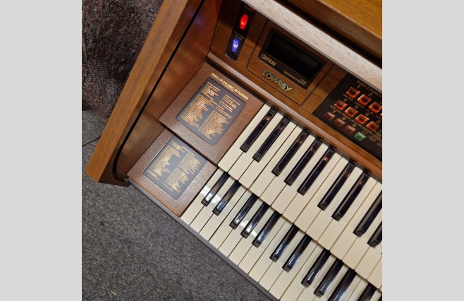 Lowrey GS-2 Organ, Used - All Inclusive Top Grade Package (SN:6395609L855886) - Image 7